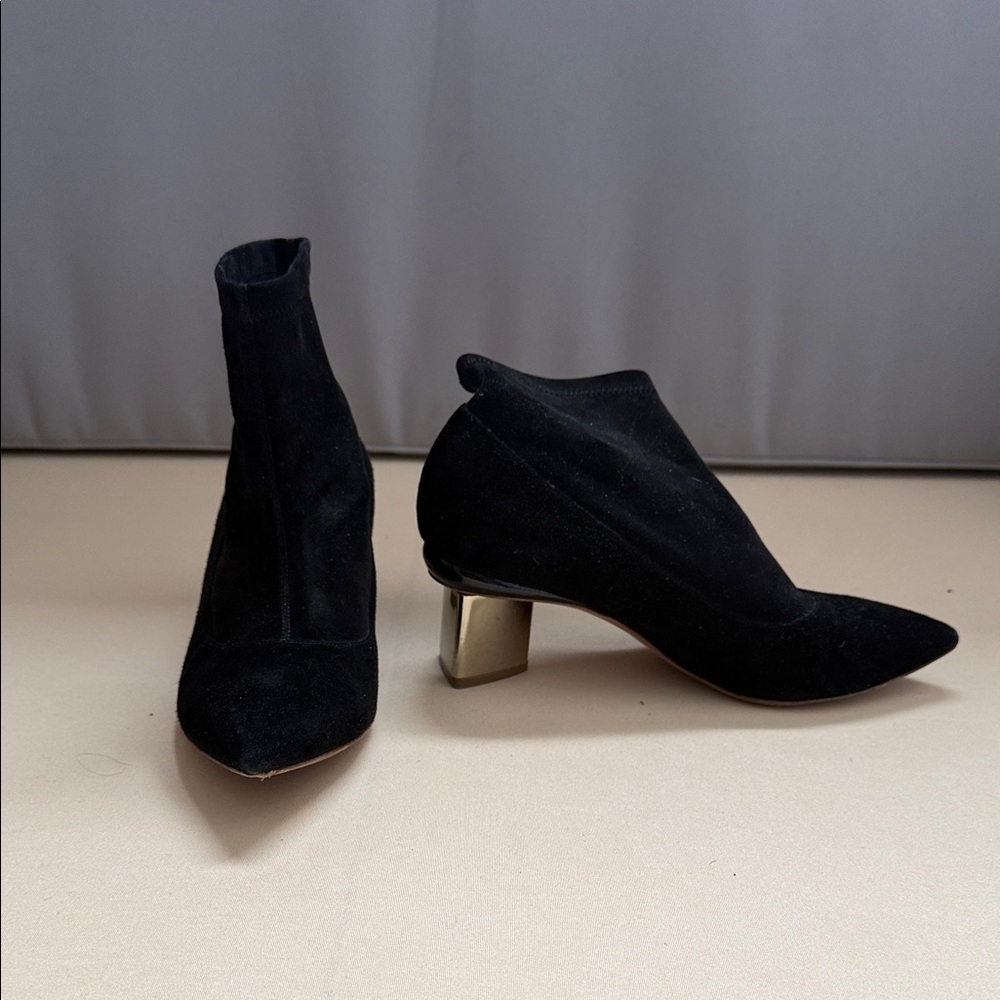 Nicholas Kirkwood Suede Black Ankle Boots with silver Heel